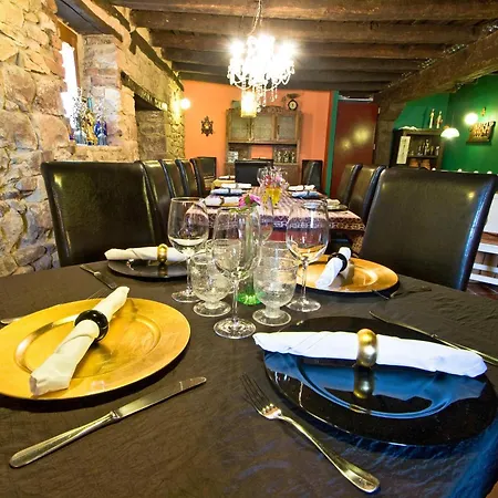 Rural Casa De Campanas * Salinas de Pisuerga